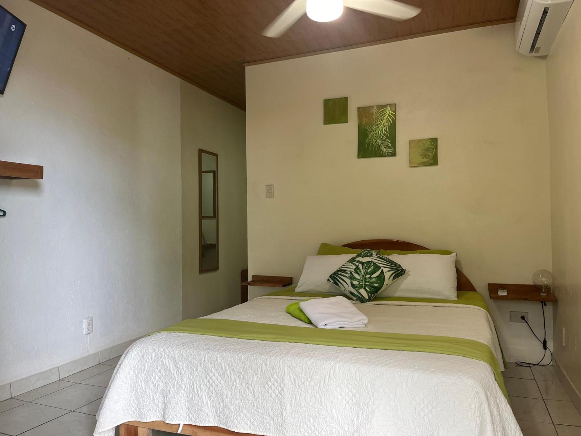 Villas Majolana Playa Herradura  Eksteriør bilde