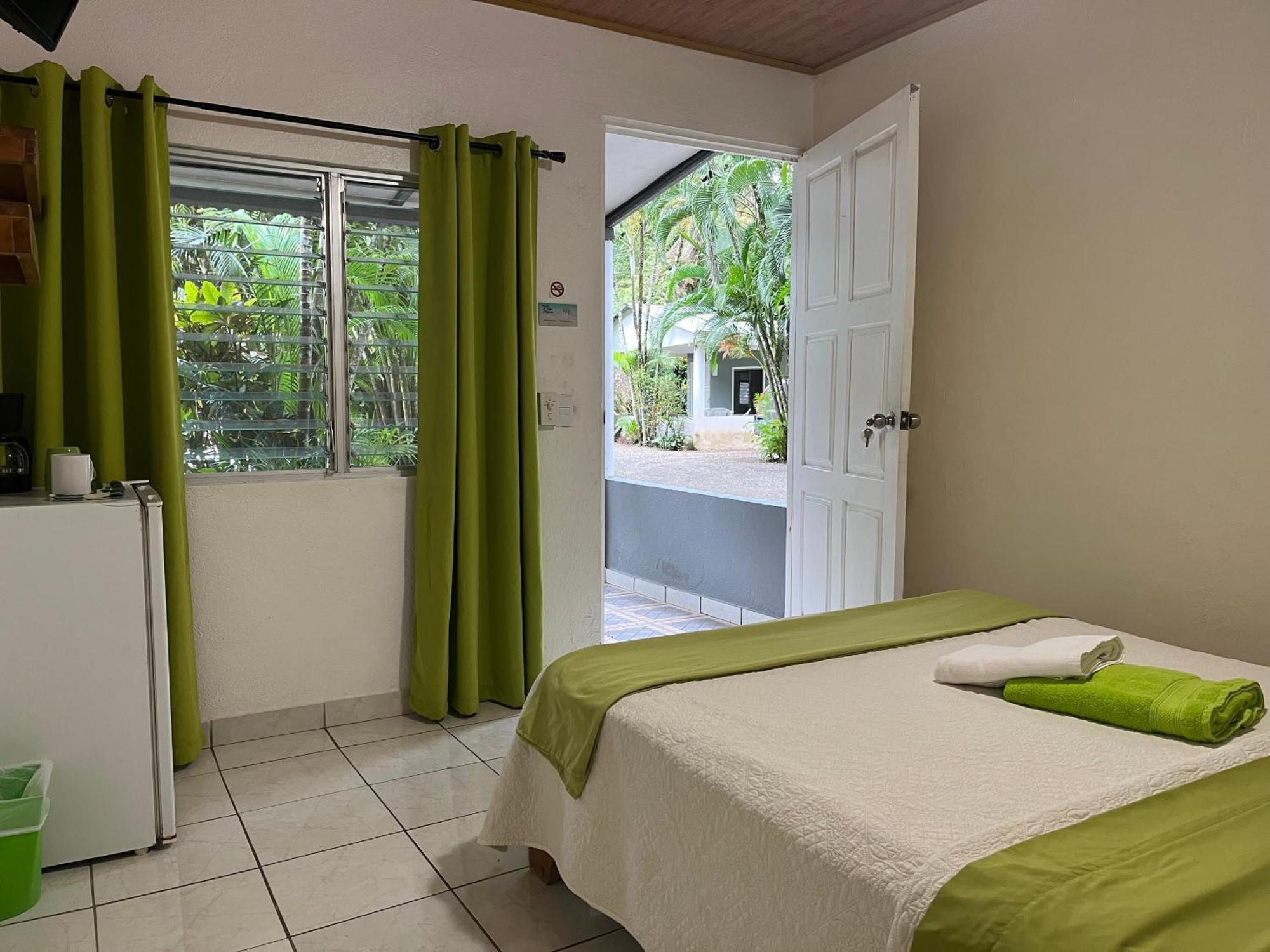 Villas Majolana Playa Herradura  Eksteriør bilde